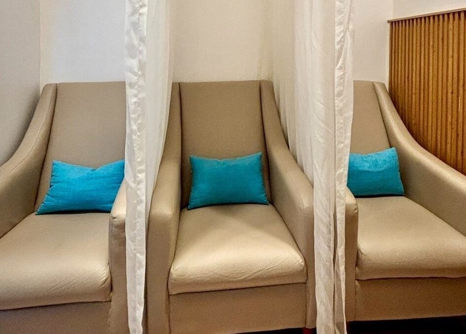 Elegant seating area at Skin Desyre Aesthetic Clinic - Cainta, Cainta, Calabarzon, PH with neutral armchairs.