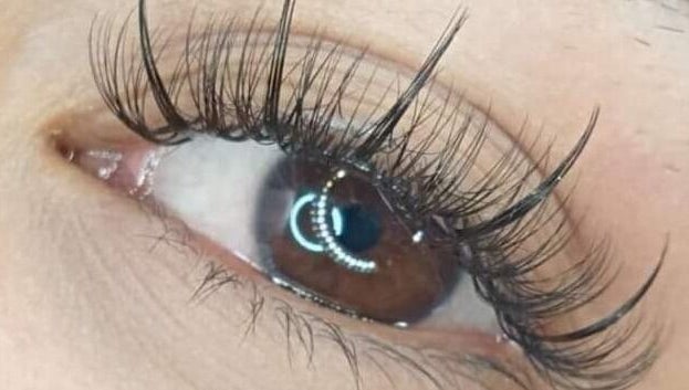 Licaxlics Eyelash Extensions, bilde 1