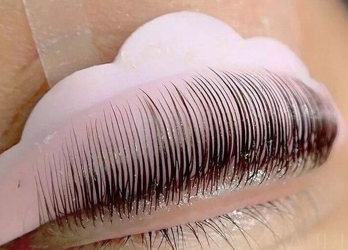 Close-up of a lash lift treatment at LadyLuxe Salon, Linz, Oberösterreich, AT showcasing perfect lashes.