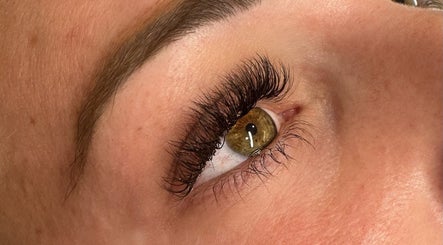 Lure Beauty image 2