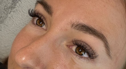 Lure Beauty image 3