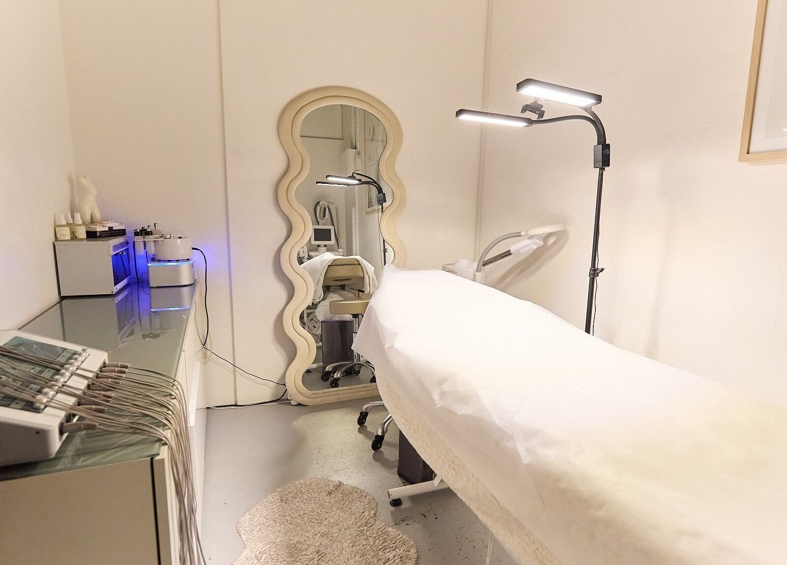 Luxurious treatment room at Gbeauty, Surry Hills, New South Wales, AU featuring modern equipment and cozy ambiance.