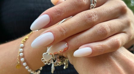 Pink Nails by Alexandra изображение 3
