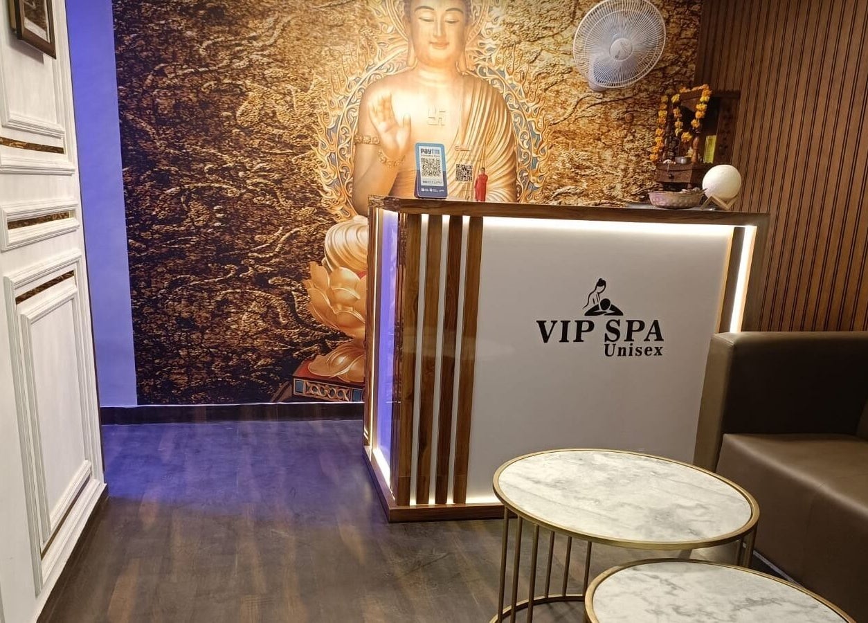 VIP Spa (Unisex) reception area with Buddha decor, Gurugram, Haryana, IN. Inviting and tranquil ambiance.