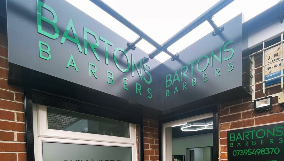 Barton’s barbers – obraz 1