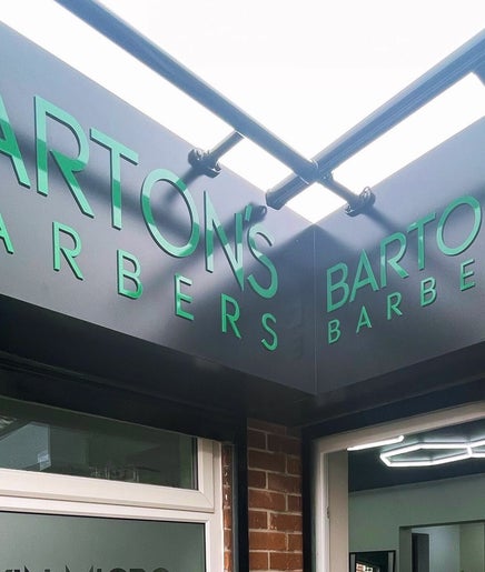 Barton’s barbers – obraz 2