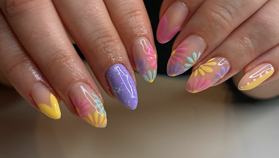 Nails by Evangelia Bild 1
