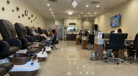 Vivid Nail Salon and Spa