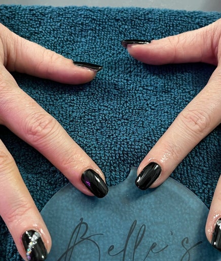 Belle’s Beauty, Nails and Aesthetics B31 image 2