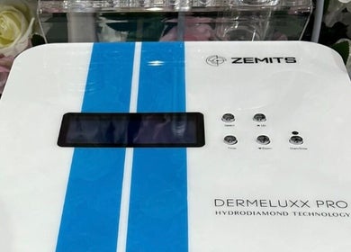 Dermeluxx Pro at Divine Touch, Wolverhampton, England, GB, enhancing skin with hydrodiamond technology.