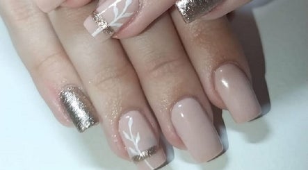 Lehova Nails & Beauty изображение 2