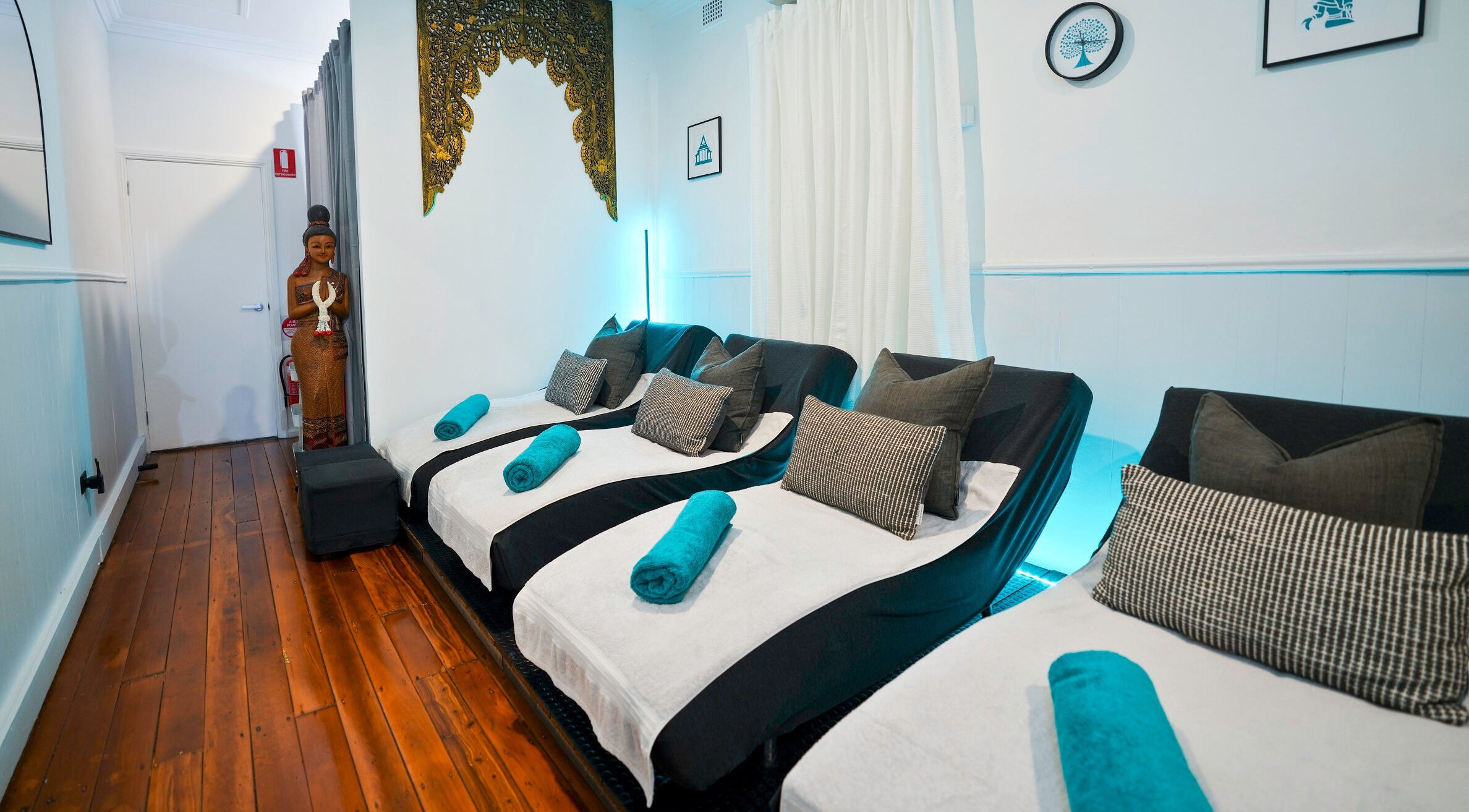 Relaxing massage room at A+P Thai Massage, Darlinghurst, New South Wales, AU.