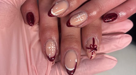 Nails By Neve – obraz 2