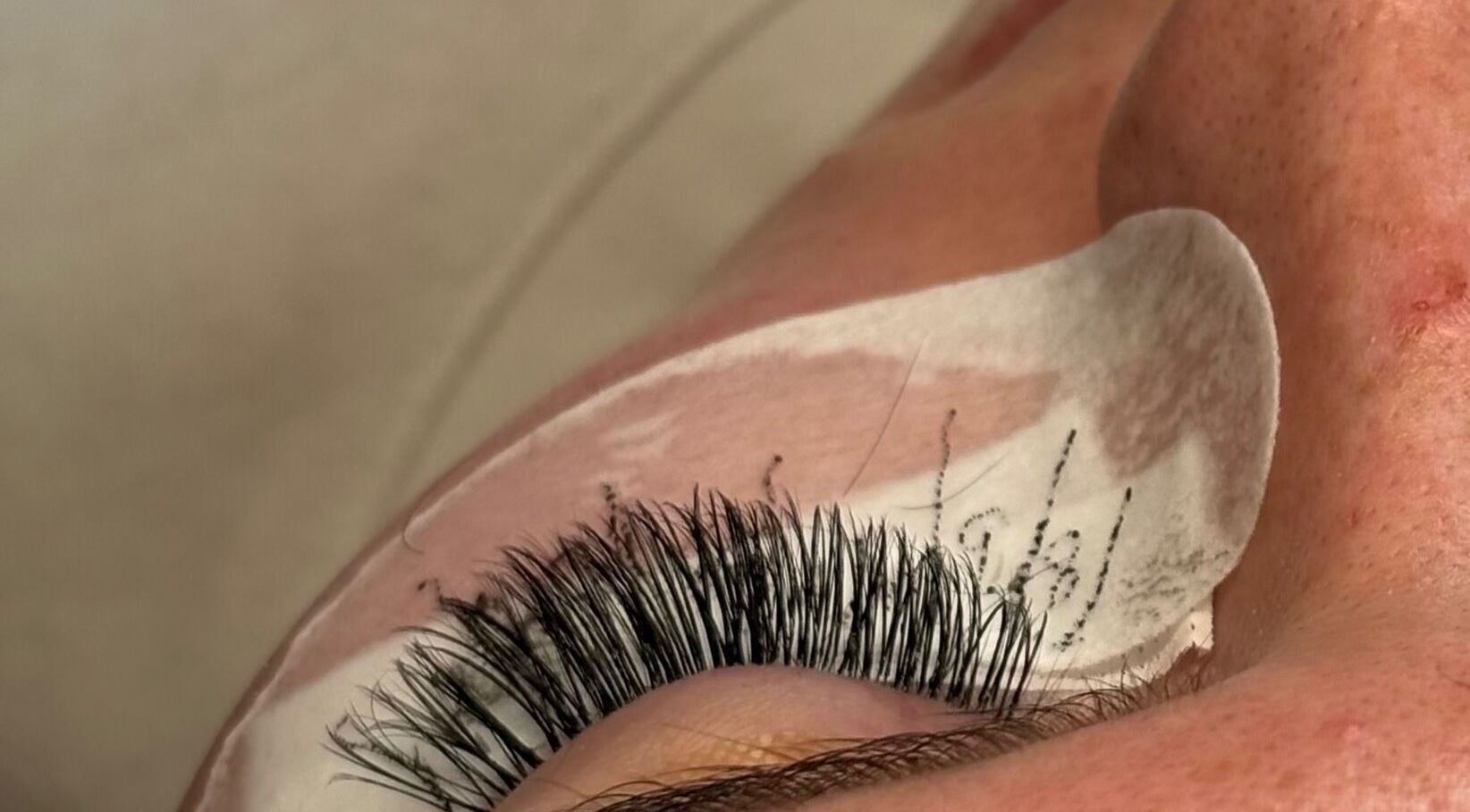 Close-up of eyelash extensions at Lily’s Luxè in Yaxley, England, GB.
