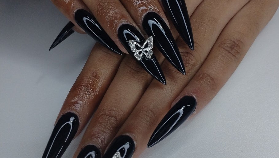 Image de LUXE NAIL & AESTHETICS 1