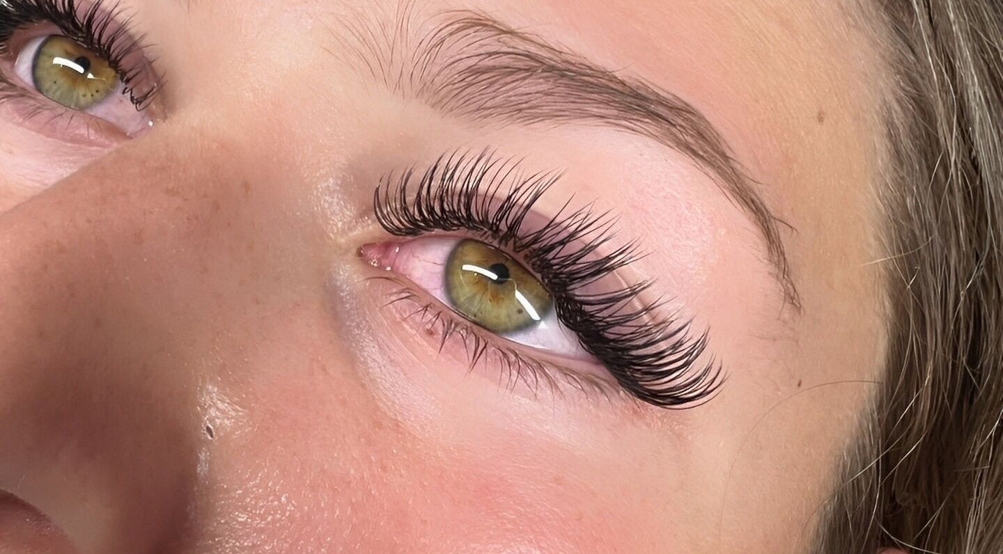 Close-up of expertly done eyelashes at The Eye Studio in Auckland, NZ, highlighting luxurious lash extensions.