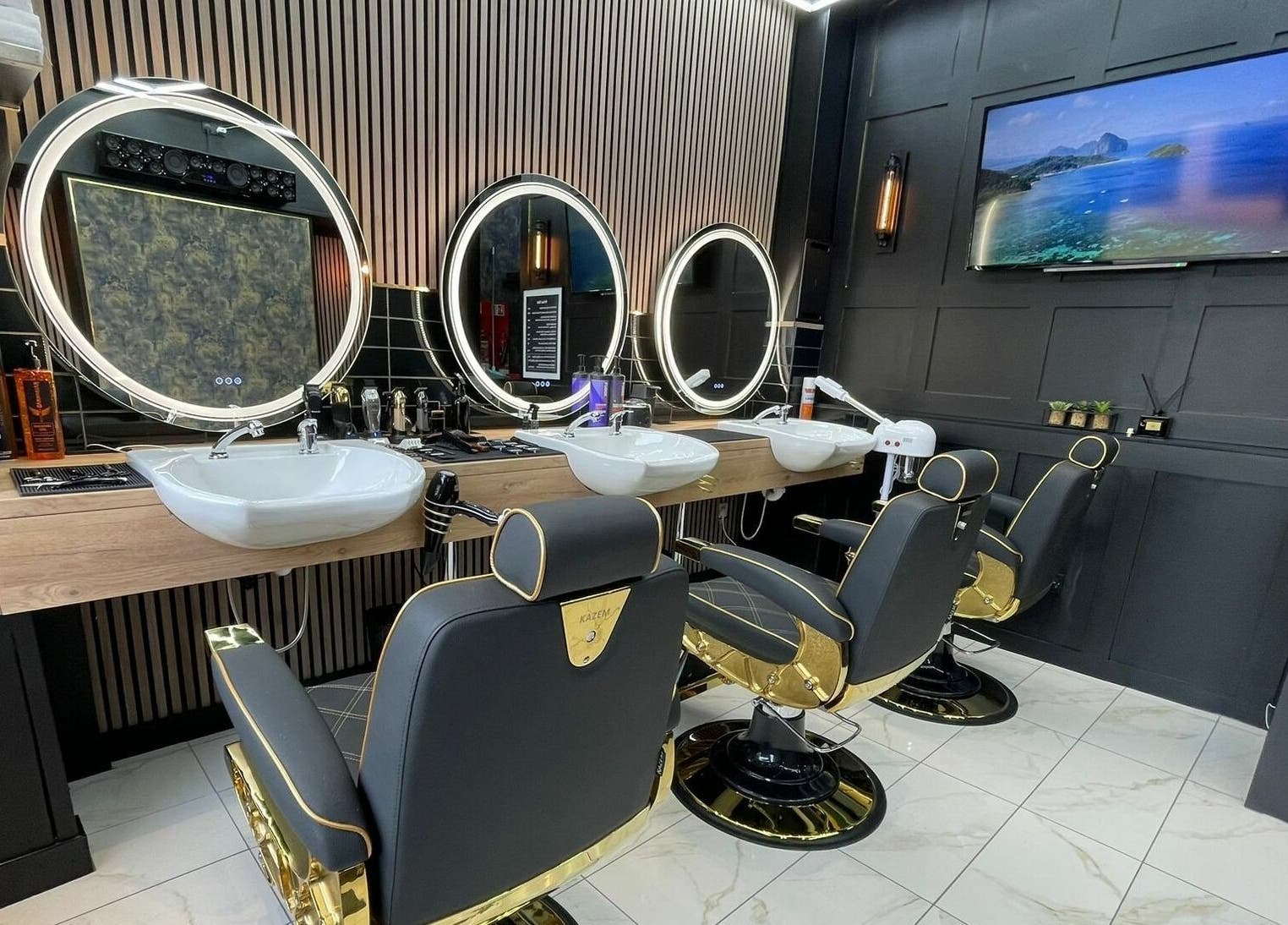 Sophisticated barber station at Chopafellas, Wickford, England, GB with modern decor and styling chairs.