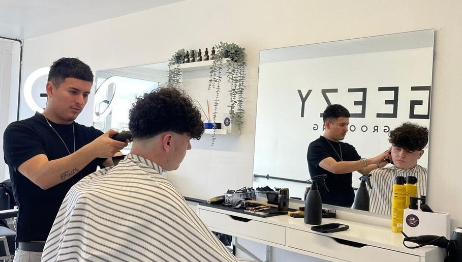 YGEEZY MEN’S GROOMING image 1