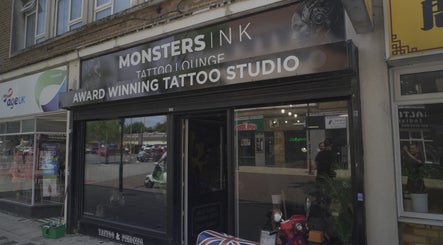 InkedBarberChad, bilde 2