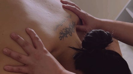 Relaxing massage session at Contour Me in Aubin Grove, Western Australia, AU.