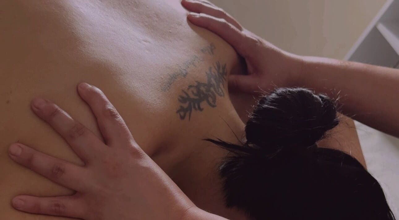 Relaxing massage session at Contour Me in Aubin Grove, Western Australia, AU.