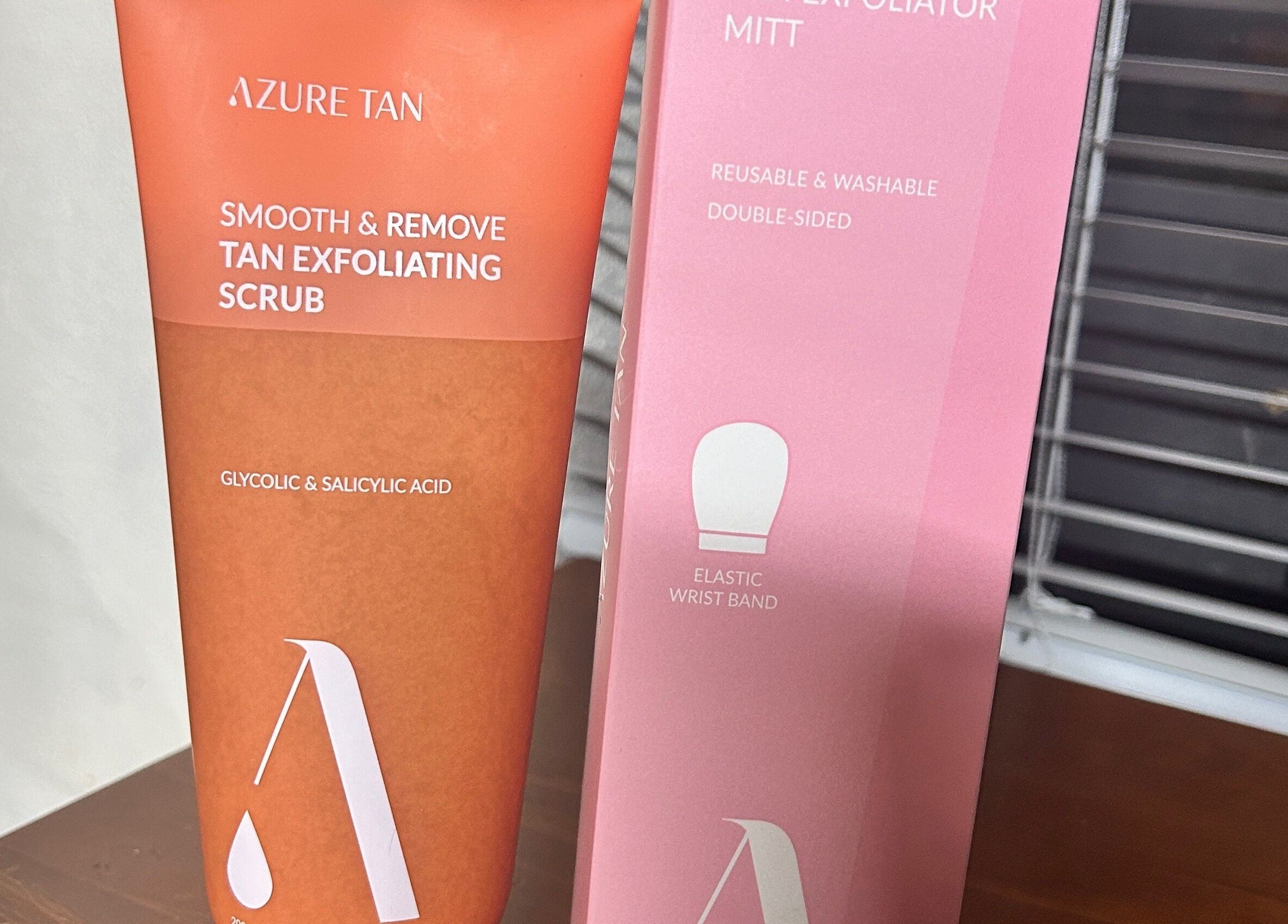 Exfoliating scrub and mitt from Oh Tan in Mundijong, Western Australia, AU displayed elegantly.