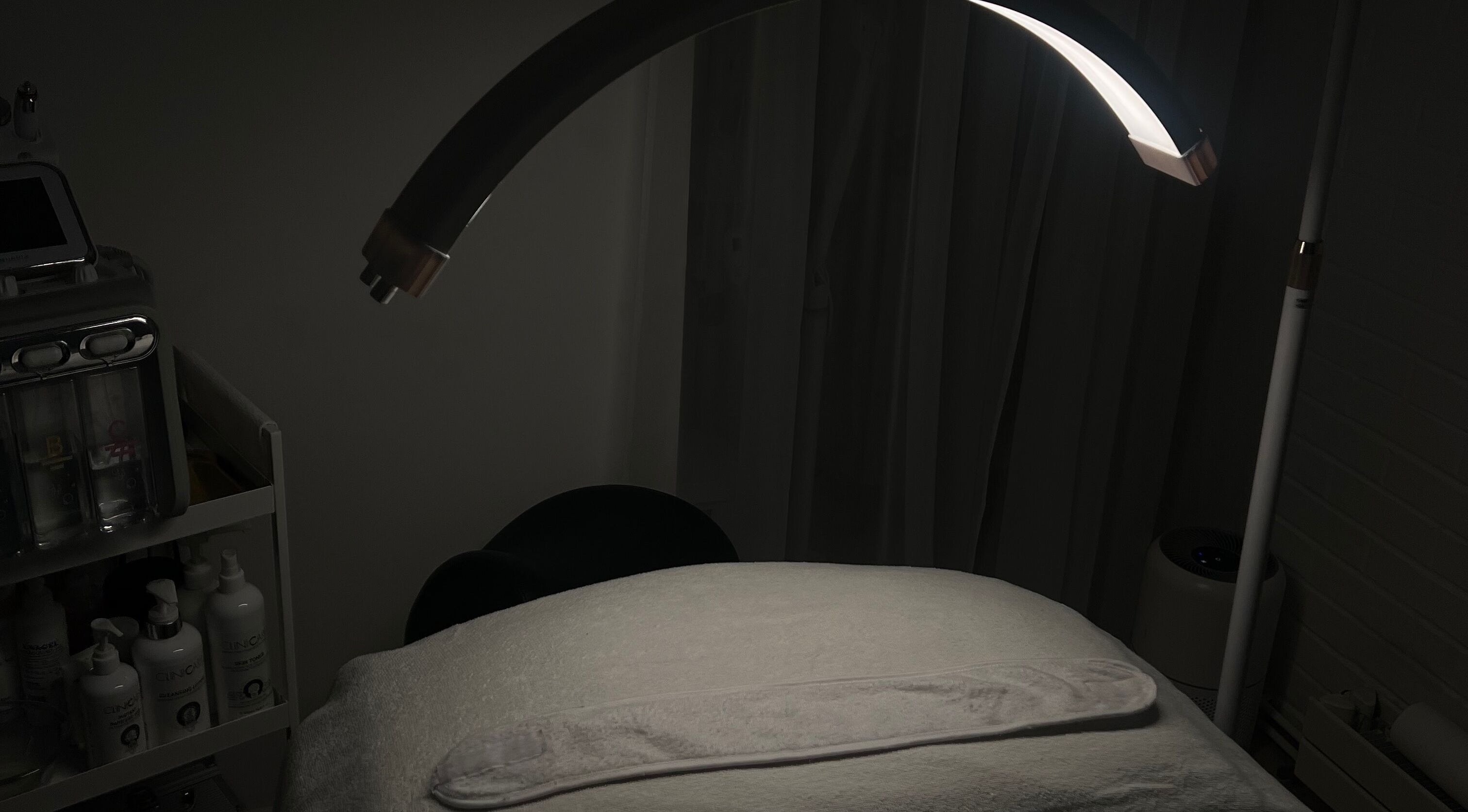 A tranquil spa treatment room at BeauElite - Sheffield, located in Sheffield, England UK, GB.