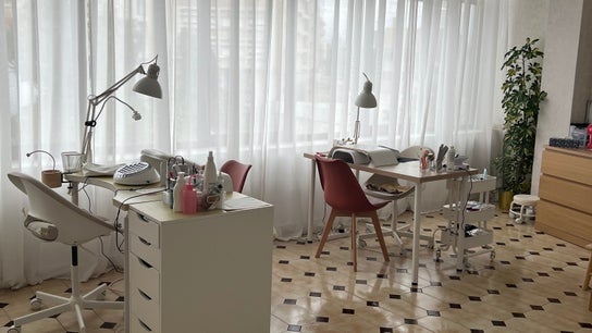 Gossip Beauty Room