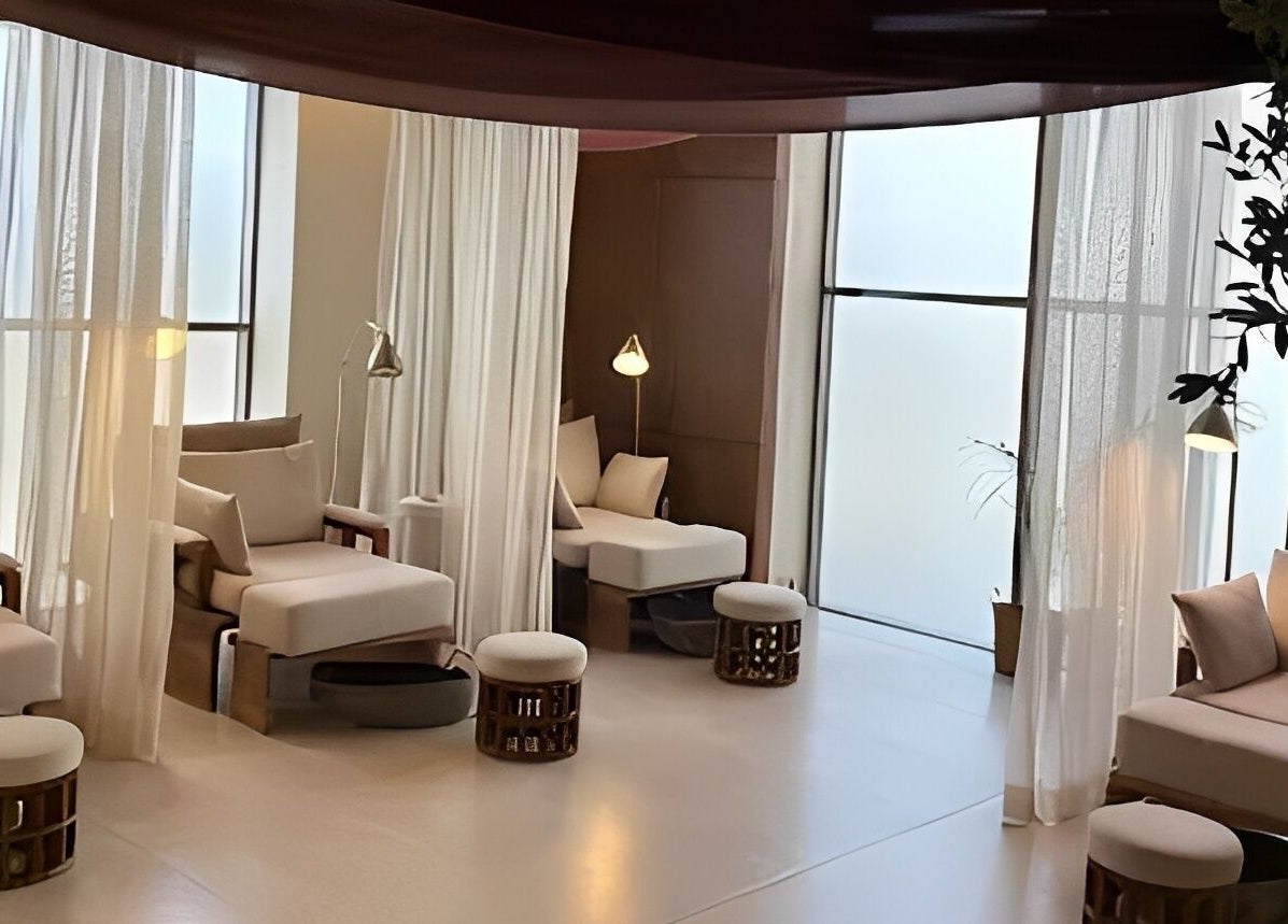 Elegant lounge area at Kedhab Spa I خضاب سبا, Riyadh, Riyadh Province, SA, with cozy seating and soft lighting.