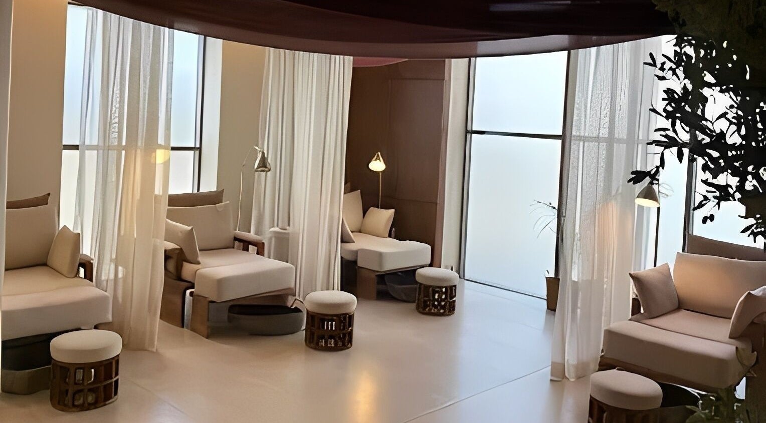 Elegant lounge area at Kedhab Spa I خضاب سبا, Riyadh, Riyadh Province, SA, with cozy seating and soft lighting.