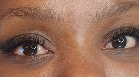 Lashes by Kundie image 3