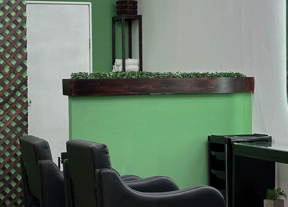 Recepción moderna de Match-a Beauty en Ciudad De Guatemala, Guatemala, GT con un diseño fresco y elegante.