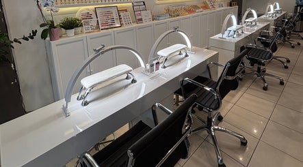 Robson Nails & Spa
