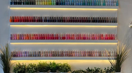 Robson Nails & Spa изображение 3