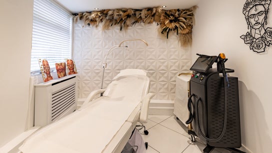 Maria Charles Aesthetics Crawley