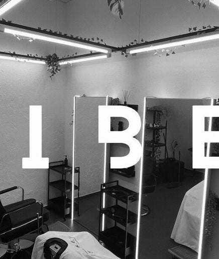 Vibe Barber Salon image 2