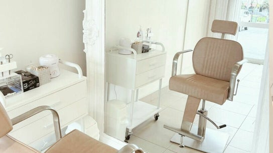 Luxuria Beauty Clinic | Cosmetic Tattooing & Beauty Clinic