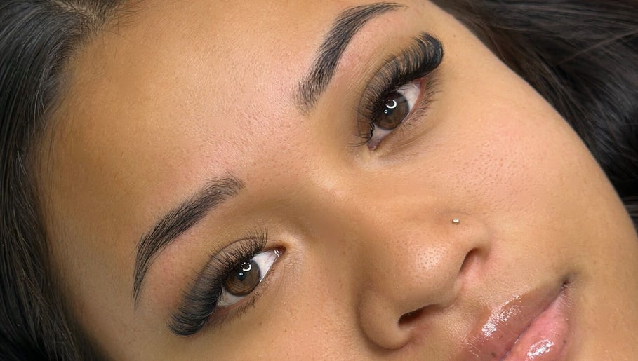 Close-up of enhanced lashes at Arched Aesthetics Nz, Paeroa, Waikato, NZ for a stunning eye look.