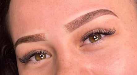 Close-up of styled eyebrows and lashes at Arched Aesthetics Nz, Paeroa, Waikato, NZ, showcasing expert beauty work.