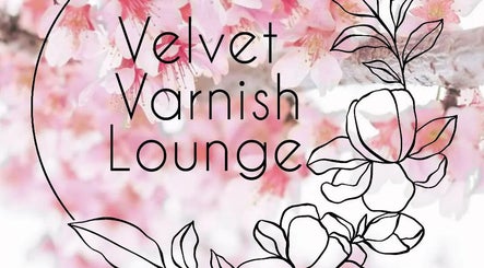 Velvet Varnish Lounge