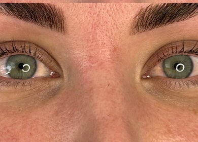 Expert brow and lash styling at Frankie’s Beauty and Brows, Tweed Heads, New South Wales, AU.