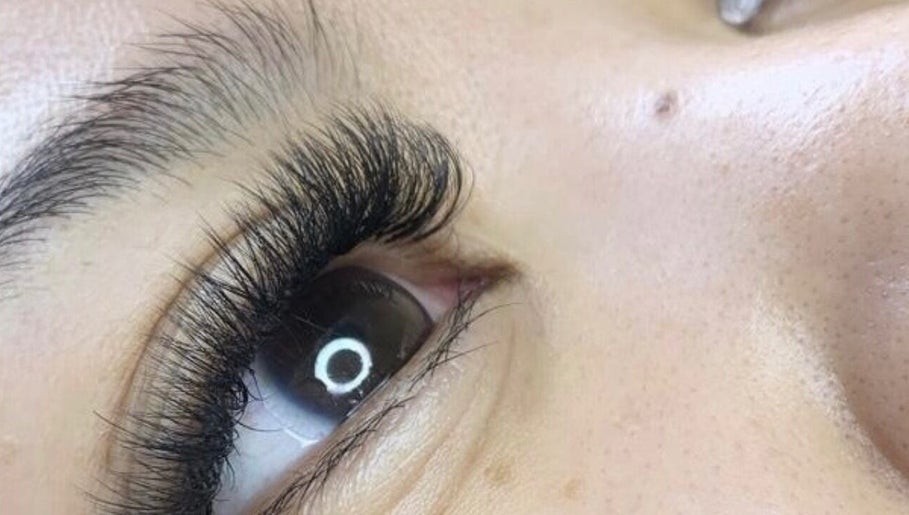 Star Lash Studio image 1