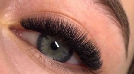Star Lash Studio image 3