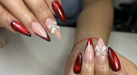 Misly Nails image 2