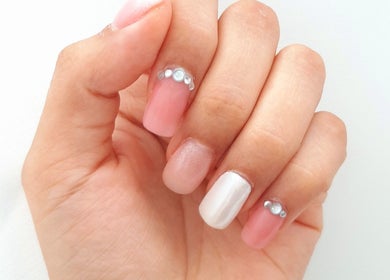 Manucure élégante à Ongles Zone by Yeraldin P.M, Arlon, Région Wallonne, BE.