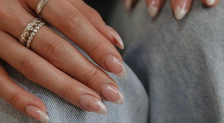 Nails by Yulia Hamilton image 3