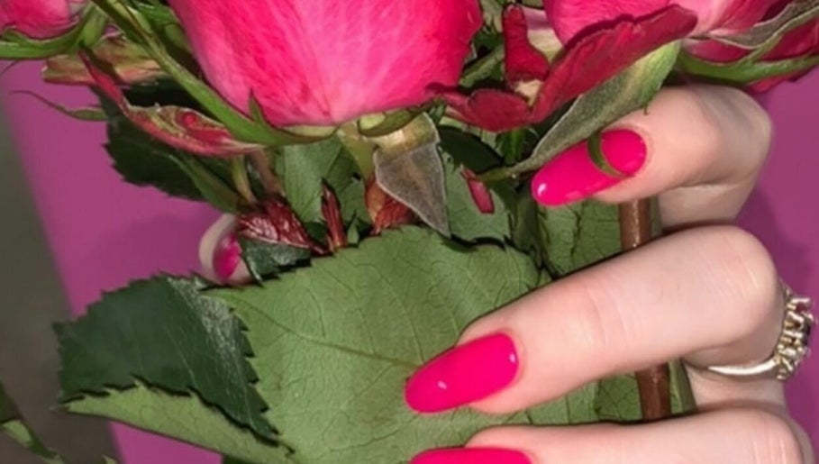 Romantic Nails billede 1