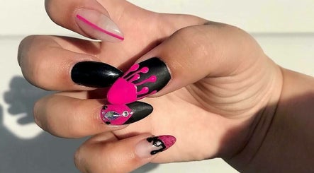 Brows and Claws image 2