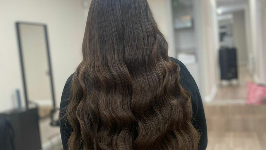 Imagen 1 de Hair by Beth at Henry-wills