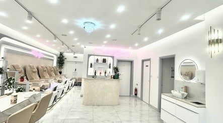 TT Nails And Beauty Battersea afbeelding 2